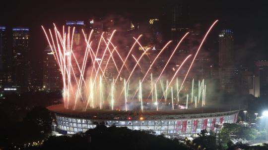 Tarian kembang api warnai malam pembukaan Asian Para Games 2018 di GBK