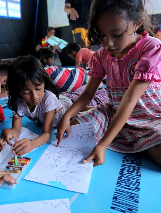 Trauma healing untuk anak-anak korban gempa Palu