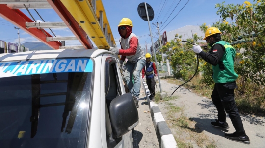 Perbaikan Listrik Pasca Gempa dan Tsunami Palu