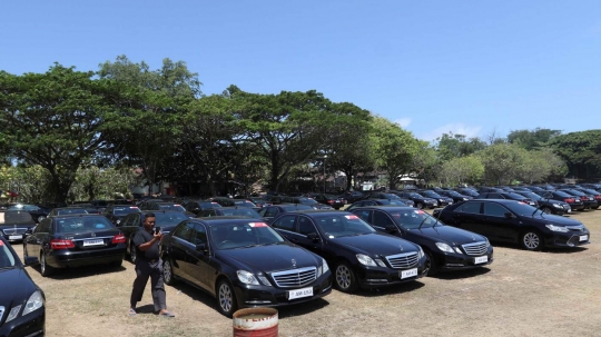 Mobil-mobil mewah pengantar tamu delegasi Pertemuan Tahunan IMF-World Bank 2018