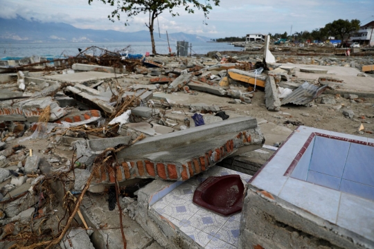 Jamban-jamban yang tersisa usai gempa dan tsunami dahsyat di Palu