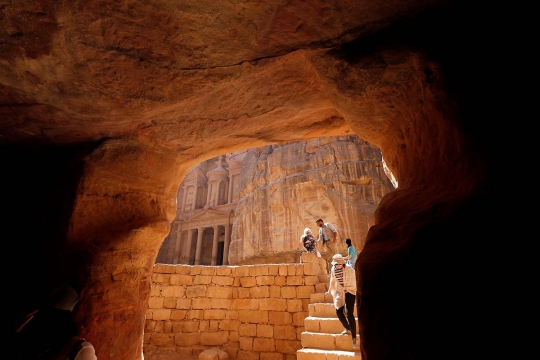 Mengunjungi kemegahan Kota Kuno Petra di Yordania
