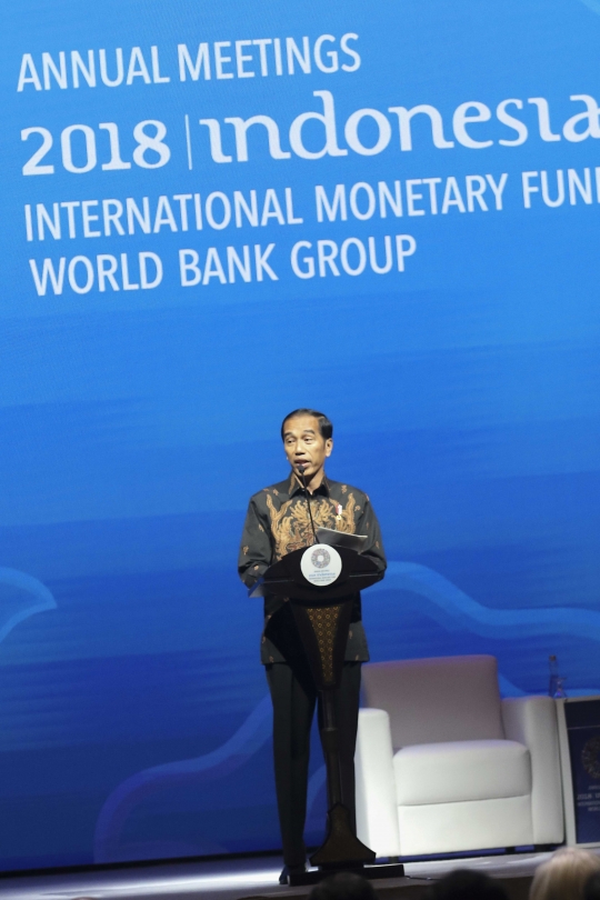 Presiden Jokowi berpidato dalam Bali Fintech Agenda