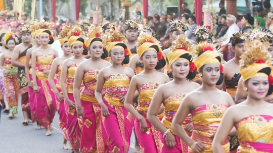 Kemeriahan Karnaval Budaya Bali di pertemuan tahunan IMF-World Bank 2018