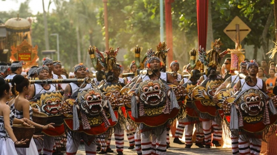 Kemeriahan Karnaval Budaya Bali di pertemuan tahunan IMF-World Bank 2018