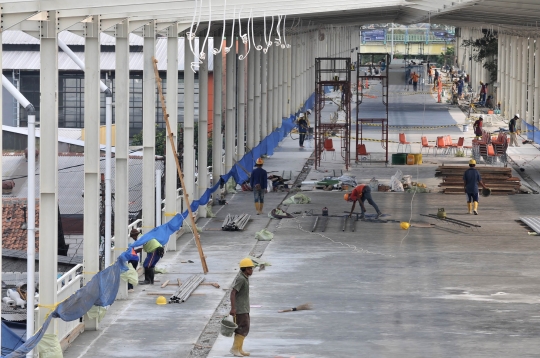 Besok diresmikan, pembangunan Skybridge Tanah Abang baru 75 persen