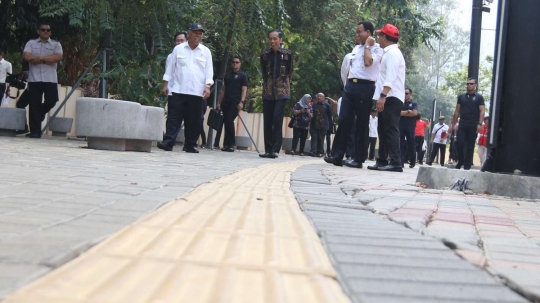 Anies Baswedan dampingi Jokowi tinjau kompleks GBK