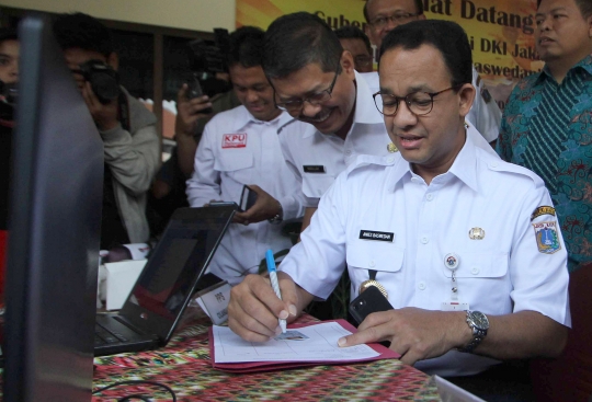 Gubernur DKI Anies Baswedan cek DPT Pemilu 2019