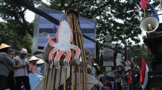 Aksi massa KIARA geruduk kantor Kementerian Kelautan dan Perikanan