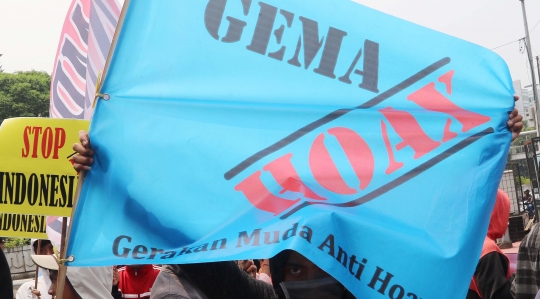 Aksi massa GEMA HOAX demo di Mabes Polri