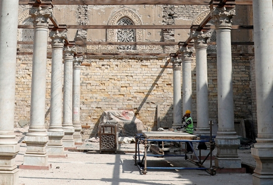 Menengok restorasi masjid kuno dari abad ke-13 di Mesir