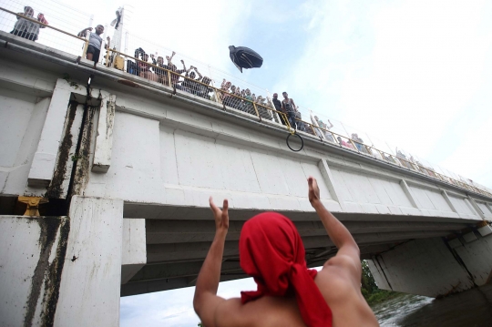 Hindari pos pemeriksaan, imigran Honduras nekat terjun ke sungai