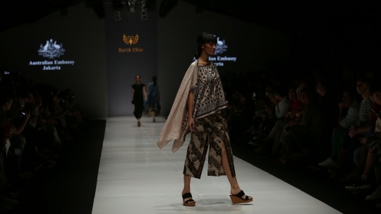 Melihat Jakarta fashion Week 2019 di Senayan City
