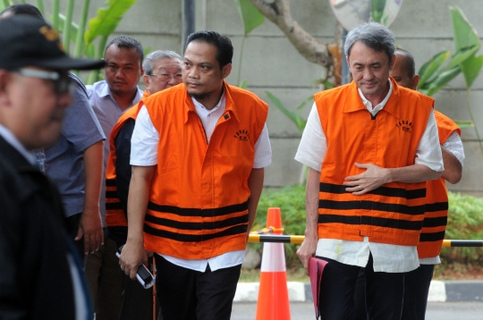 KPK periksa Eddy Sindoro dan Helpandi