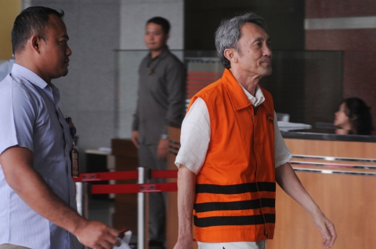 KPK periksa Eddy Sindoro dan Helpandi