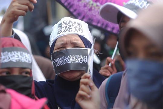 Protes pembakaran bendera tauhid, massa geruduk Polresta Bogor