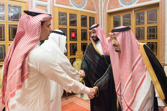 Raut wajah putra Jamal Khashoggi saat bertemu Pangeran Saudi