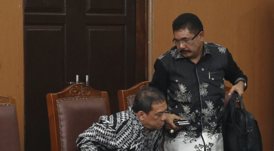 Praperadilan Gubernur Aceh non-aktif Irwandi Yusuf ditolak