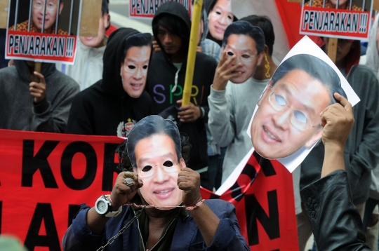 Aksi unjuk rasa tuntut KPK tangkap James Riady
