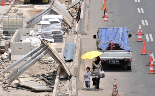 Penataan ulang trotoar Sudirman persempit jalur pejalan kaki