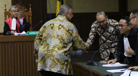 Dirut PLN beri kesaksian di sidang kasus suap PLTU Riau-1