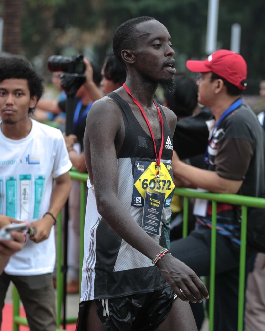 Gaya pelari Kenya usai selesaikan kategori Full Jakarta Marathon 2018