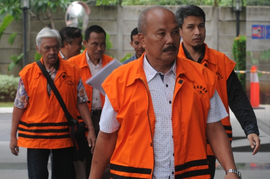 KPK periksa 14 tersangka anggota DPRD Malang terkait suap