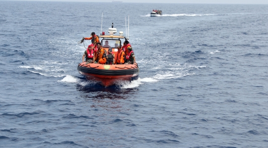 Memasuki hari ketiga, pencarian Lion Air JT 610 terus digencarkan