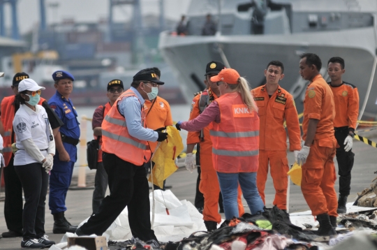 KNKT bersama NTSB dan Boeing periksa puing Lion Air PK-LQP