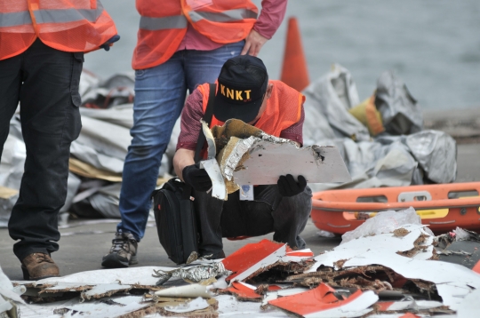 KNKT bersama NTSB dan Boeing periksa puing Lion Air PK-LQP