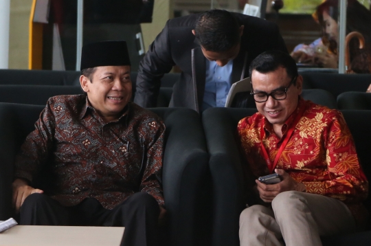 Jumat keramat, Wakil Ketua DPR Taufik Kurniawan diperiksa KPK