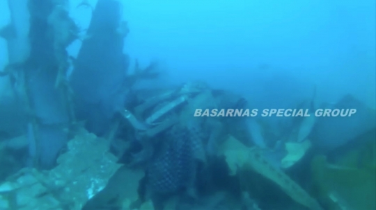 Penampakan puing-puing di dasar laut area pencarian Lion Air