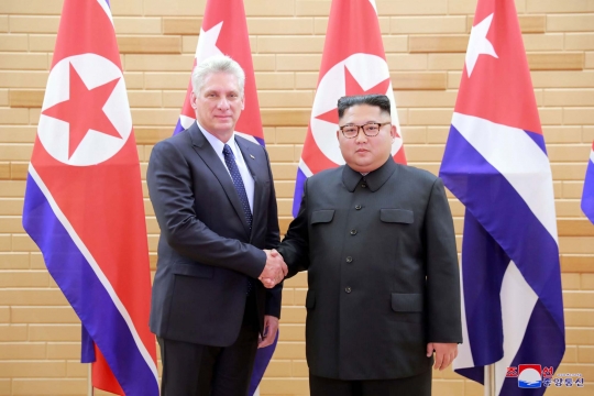 Gaya Kim Jong-un sambut Presiden Kuba di Pyongyang