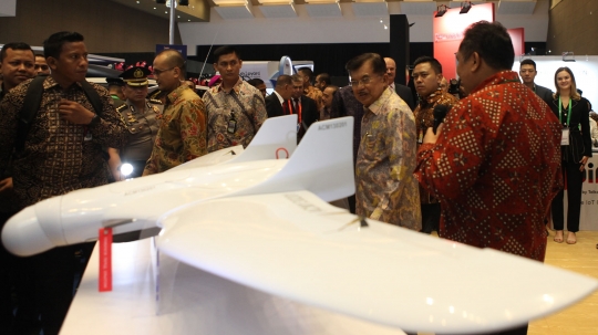 Didampingi Menhan, Jusuf Kalla hadiri pembukaan Indo Defence 2018