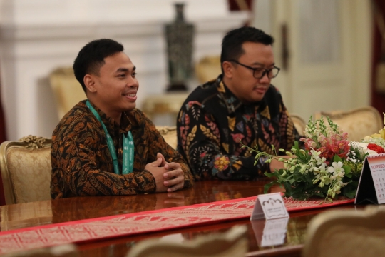 Didampingi Menpora, atlet angkat besi Eko Yuli bertemu Jokowi di Istana
