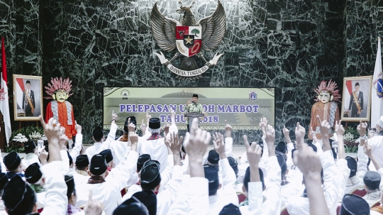 Pemprov DKI Berangkatkan Umroh 267 Marbot