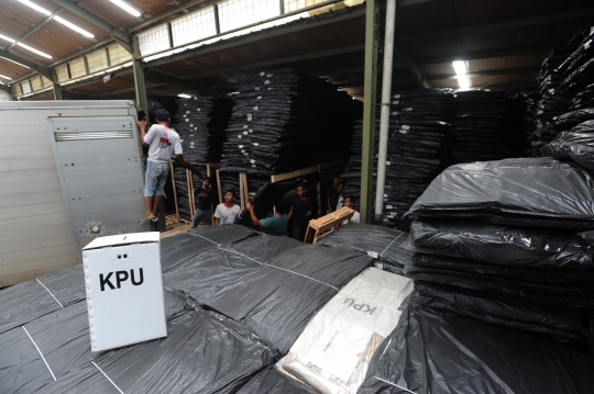 Distribusi Kotak Suara Pemilu 2019 di Bogor