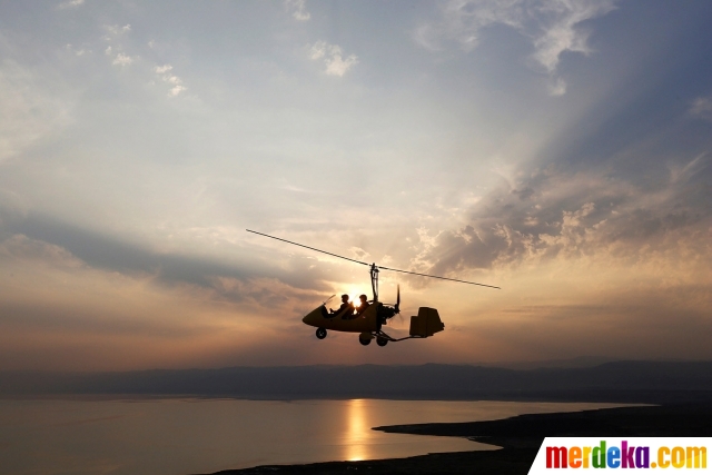 Foto : Keseruan Menikmati Panorama Laut Mati dengan 