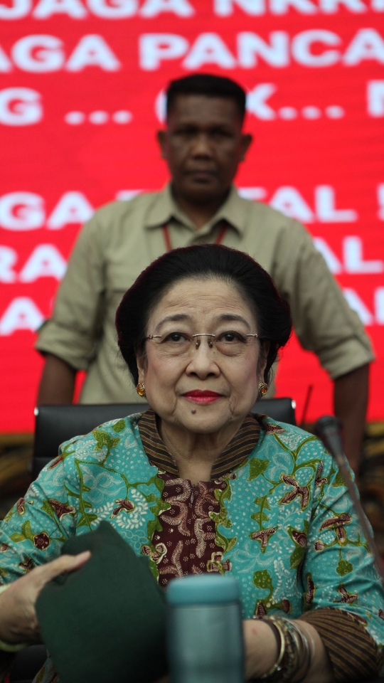 Ekspresi Megawati Usai Curhat di Depan Kader PDIP