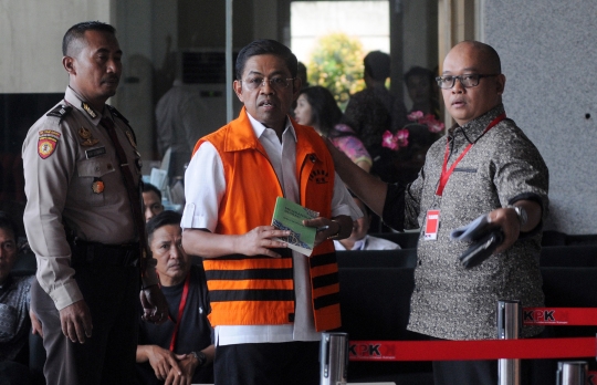 Diperiksa KPK, Idrus Marham Pamerkan Buku 'Membangun Ghirah'