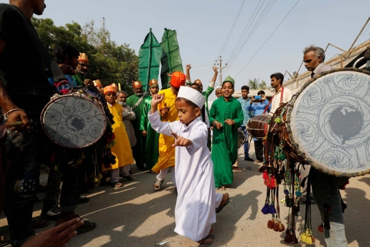Warna-warni Perayaan Maulid Nabi di India dan Pakistan