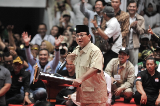 Melihat Suasana Pembekalan Relawan Prabowo-Sandiaga di Istora Senayan