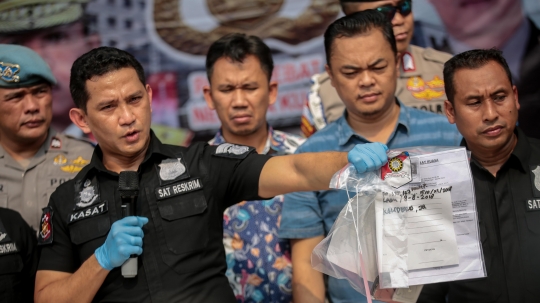 Polisi Rilis Barang Bukti Kasus Pengeroyokan dan Premanisme di Kalideres