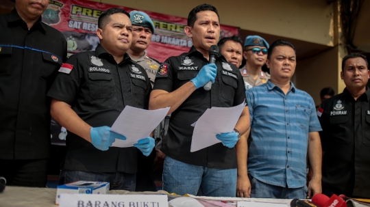 Polisi Rilis Barang Bukti Kasus Pengeroyokan dan Premanisme di Kalideres