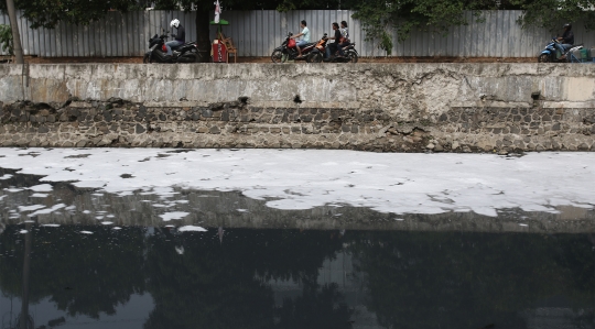 61 Persen Aliran Sungai di Jakarta Mengalami Pencemaran Berat