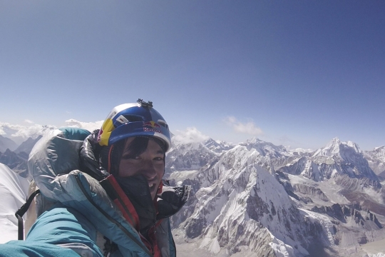 Pendaki Austria Ini Jadi Orang Pertama yang Capai Puncak Lunag Ri