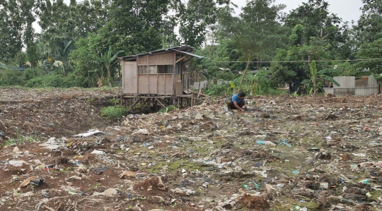 Banyak Sampah, Situ Pedongkelan Keluarkan Aroma Tak Sedap