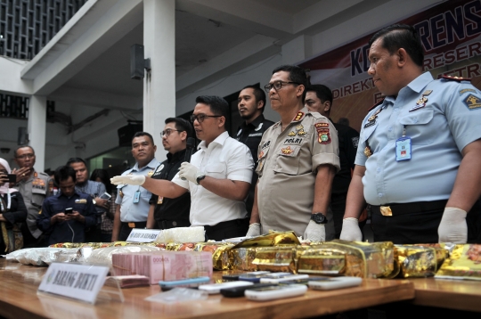 Polisi Bongkar Penyelundupan 50 Kg Sabu Jaringan Internasional