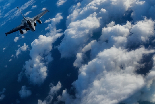Aksi Jet Tempur Inggris, AS, dan Prancis dalam Operasi Point Blank