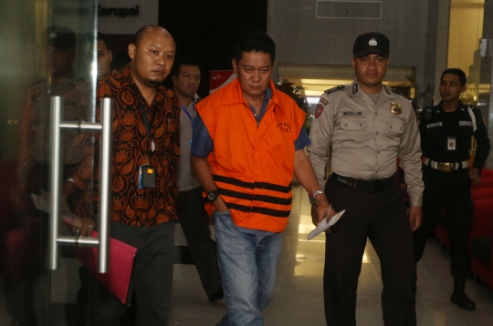 Usai Diperiksa 24 Jam di KPK, Begini Reaksi Muka Hakim Anggota PN Jaksel Irwan